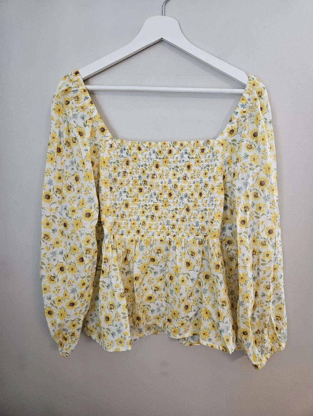 Old Navy Yellow Floral Long-Sleeve Top Sweetheart Sunflower Print
